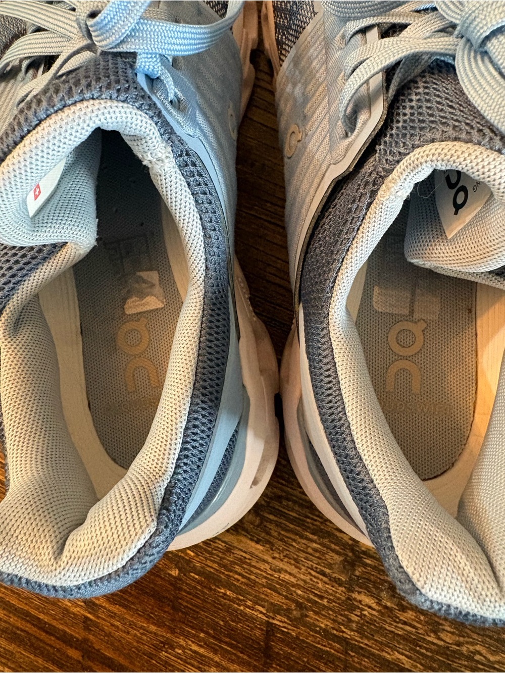 On Running Cloudswift Sneakers Women 9 Blue Lake Sky CloudTec Running - Picture 4 of 11